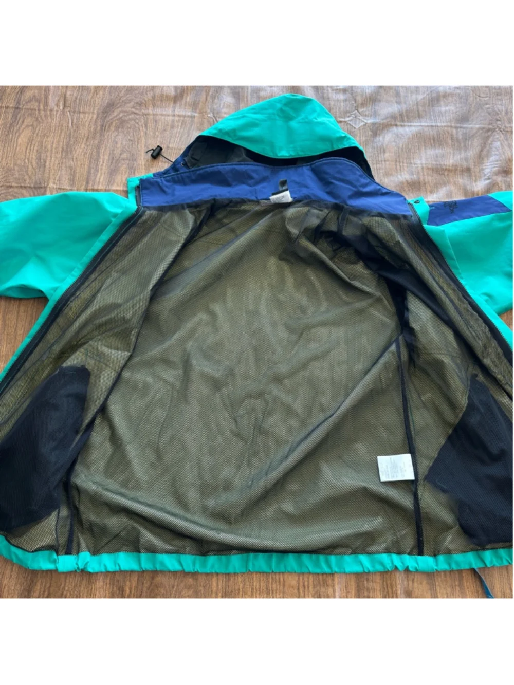 Vintage Men's The North Face Teal Blue Gore-Tex Jacket Size M Made in USA